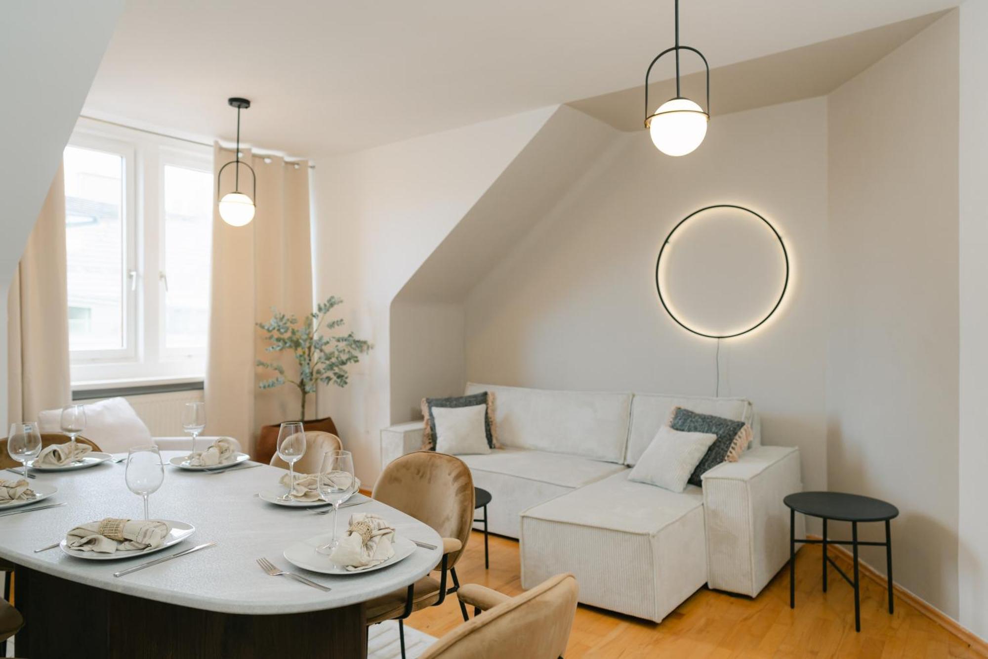 Comfy For 4-6, 5 Min To Center, No Lift Currently Apartment Wien